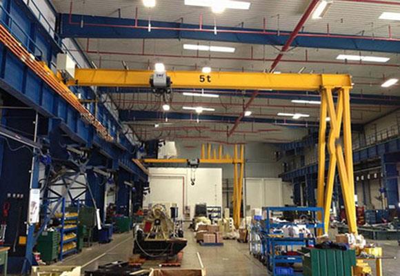 European Semi Goliath Crane